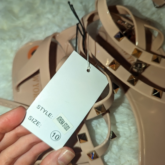 Nwt Emma New York Athena studs sandals - Picture 2 of 13